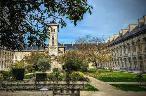 Maison de Retraite Ferrari
