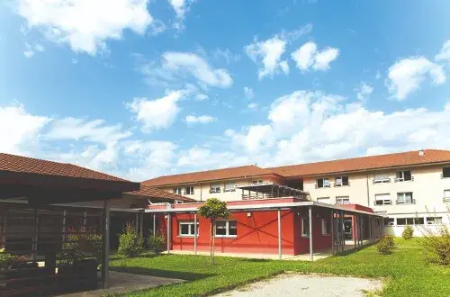 Fondation Partage et Vie  EHPAD Les Chantournes  Le