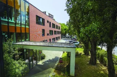 Ehpad associatif Adef Résidences la Maison du Laurier Noble