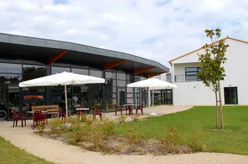 Fondation Partage et Vie  EHPAD Clodomir Arnaud  La